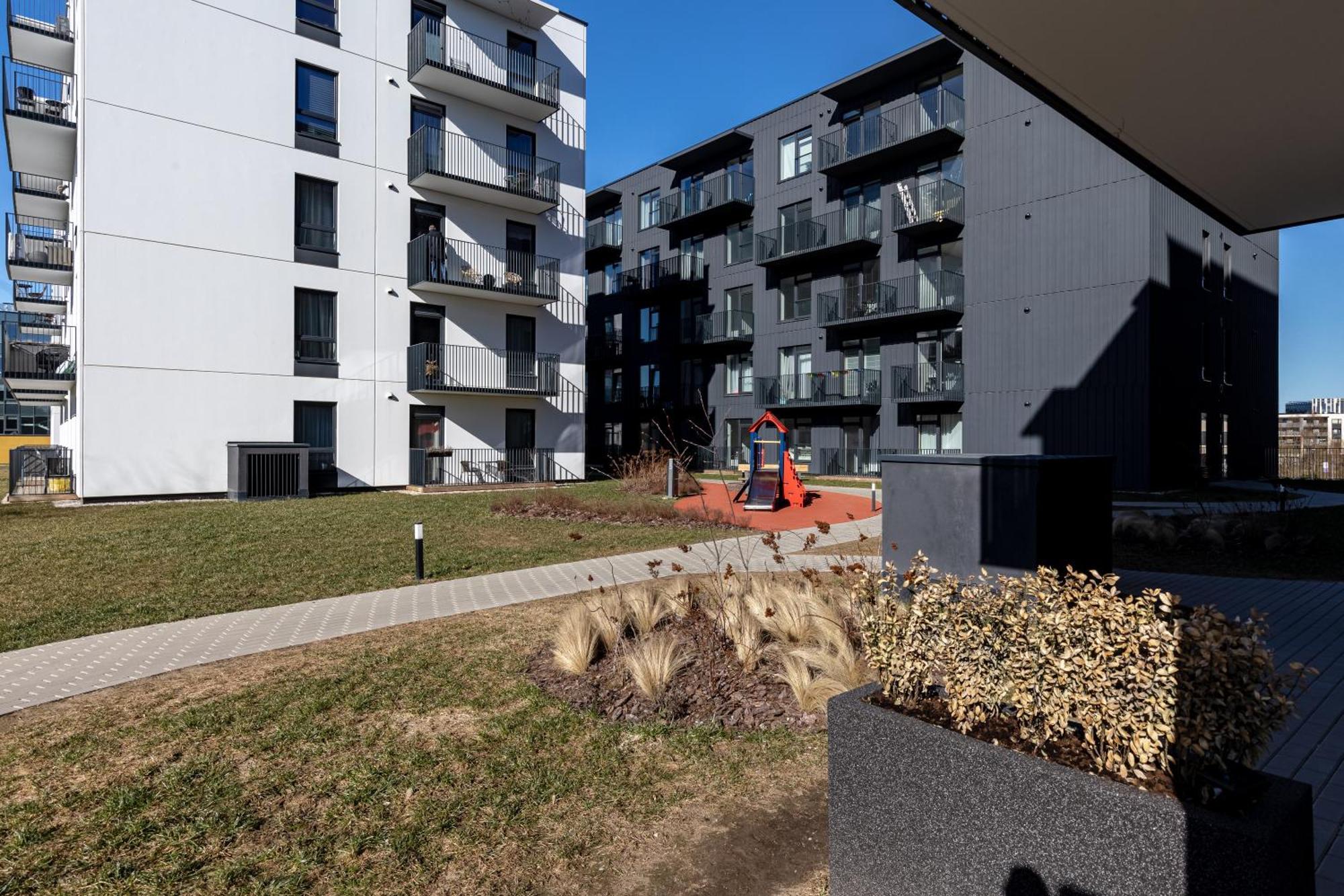 Amber Free Parking - Self Check In Apartment